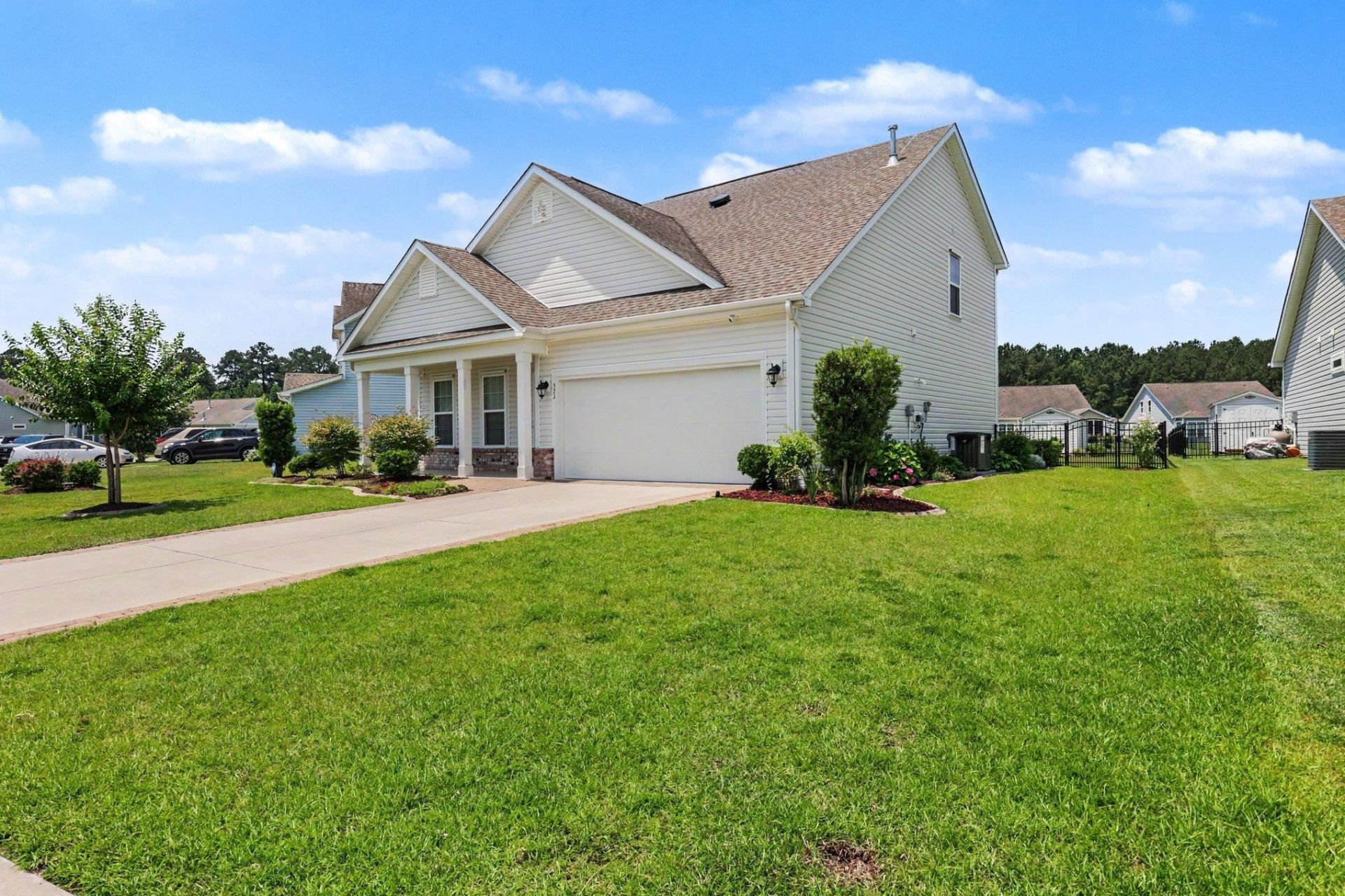 571 Majorca Loop Photo 19