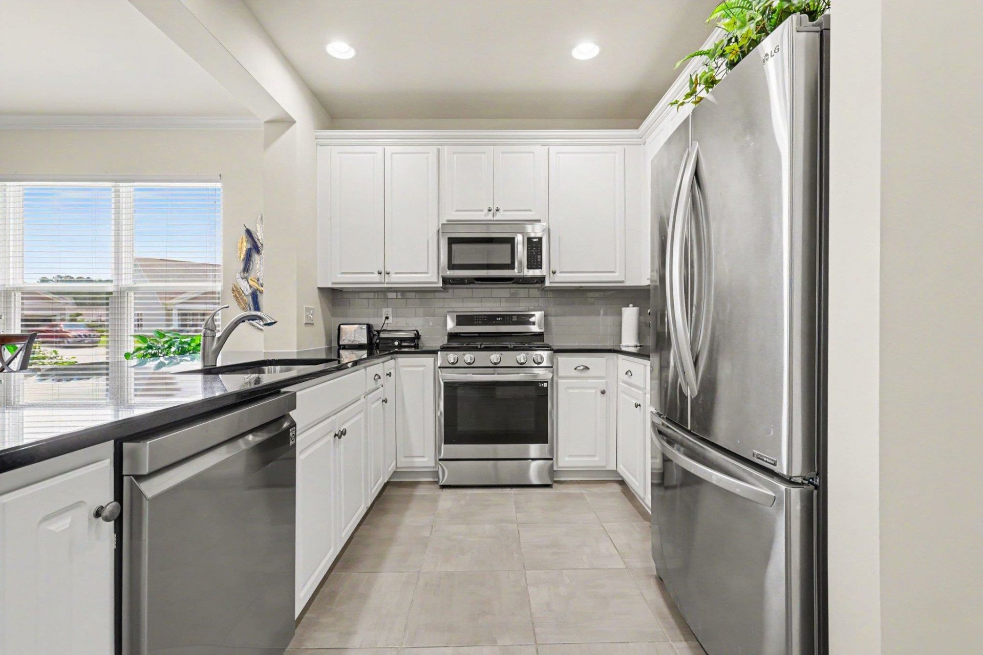 571 Majorca Loop Photo 5