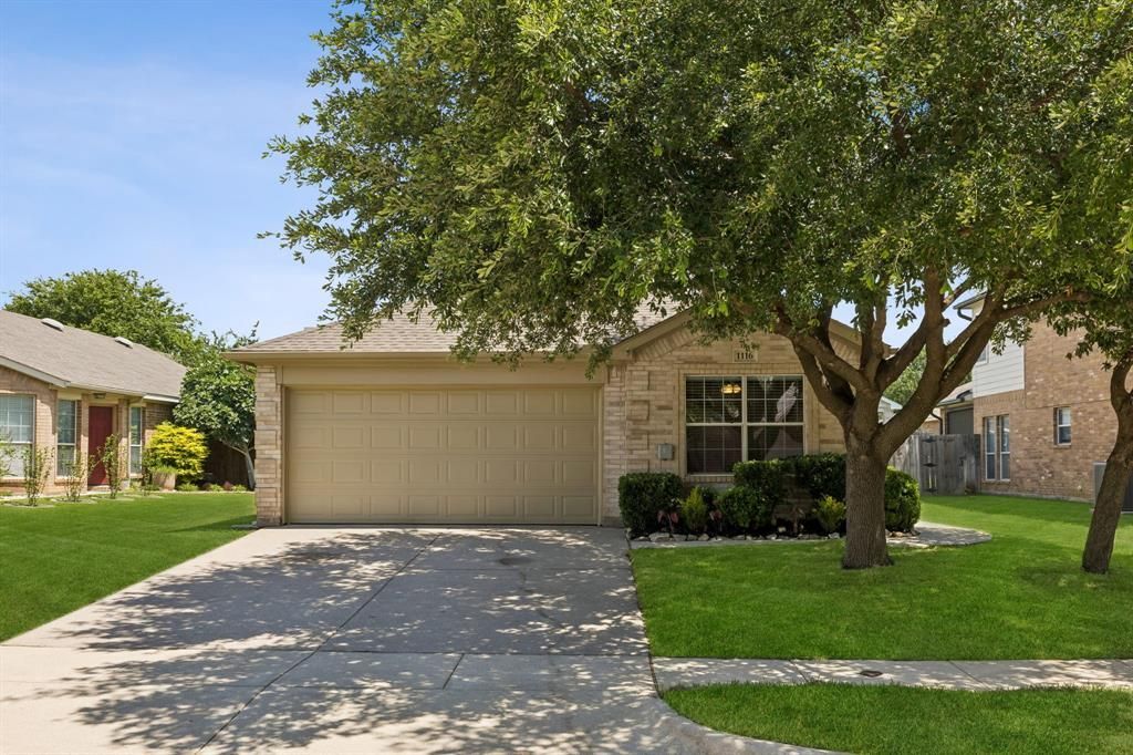 1116 Cottonwood Drive, Crowley, TX 76036 Main Photo