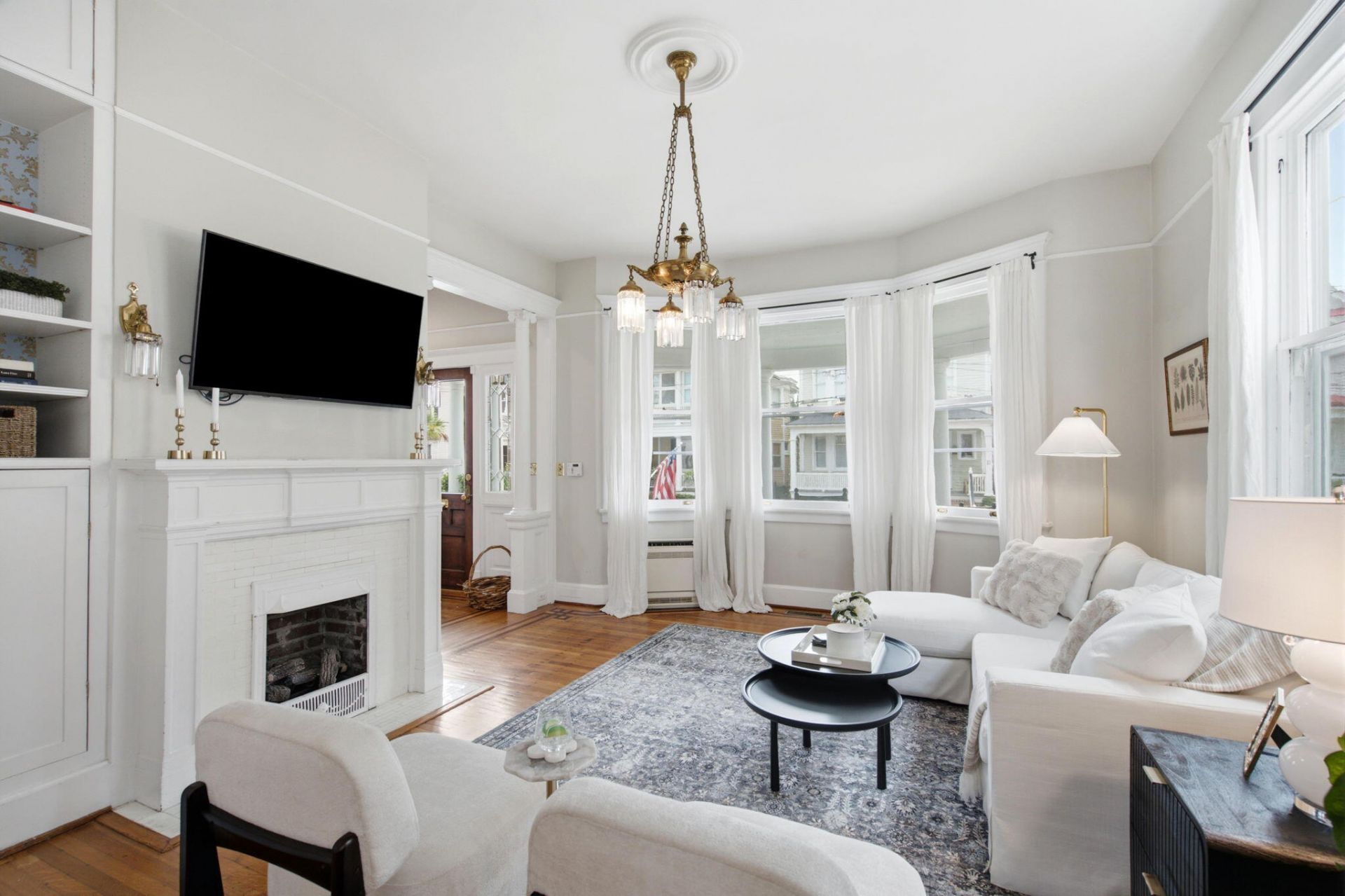 9 Colonial Street Photo 19