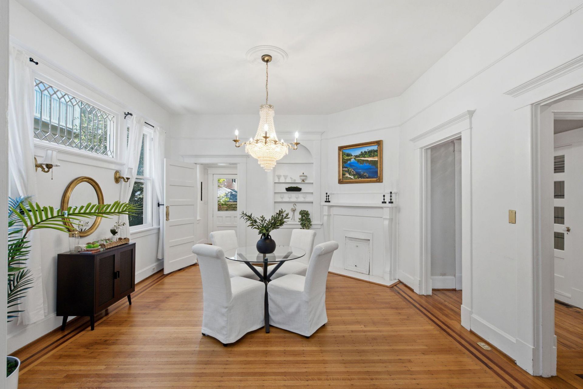 9 Colonial Street Photo 22