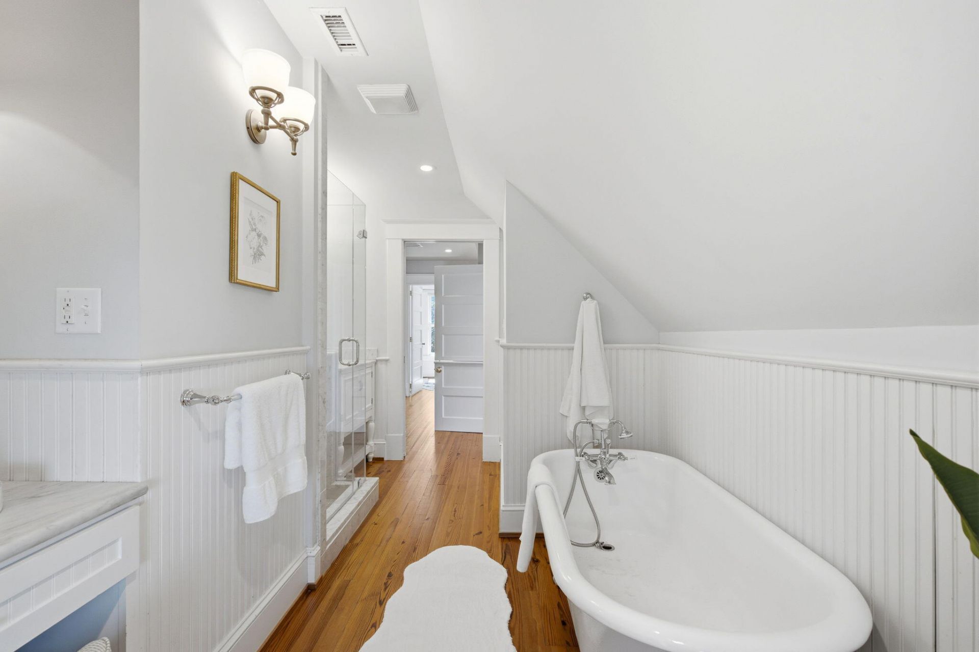9 Colonial Street Photo 53