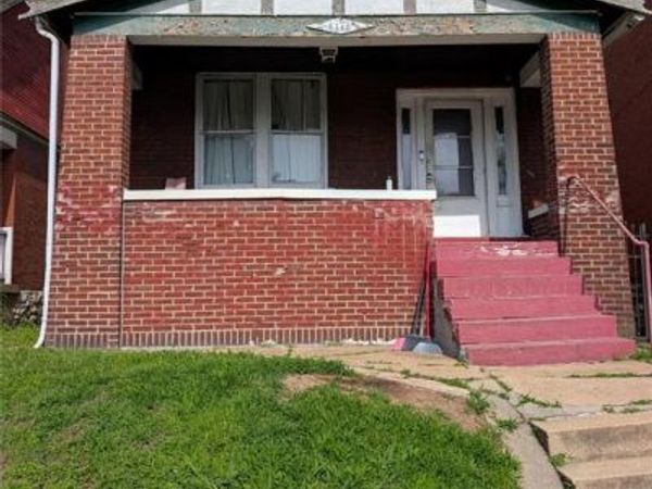 4113 Nebraska Avenue , St Louis, MO 63118