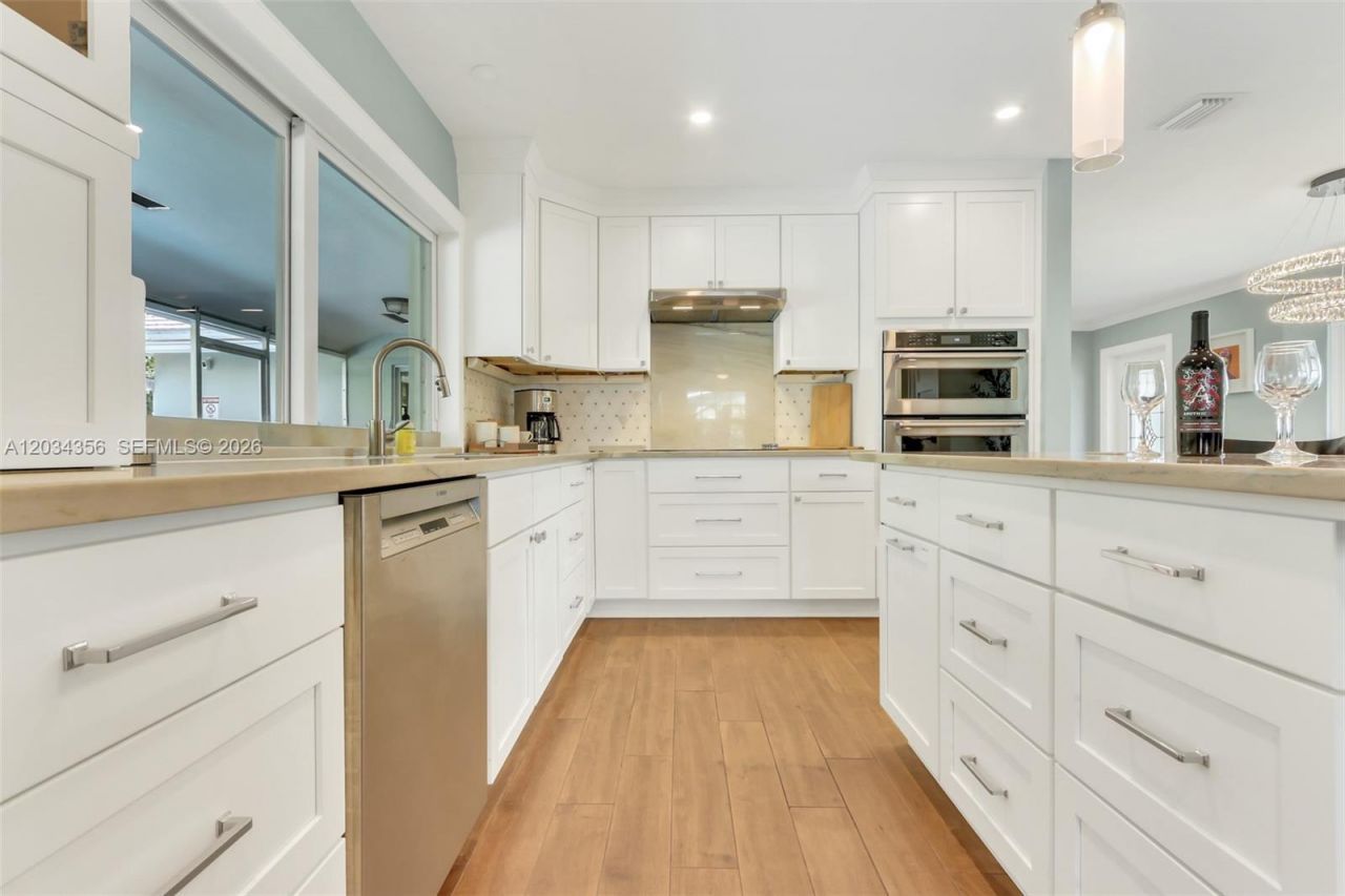 5800 NE 15th Ave, Fort Lauderdale, FL 33334 Photo