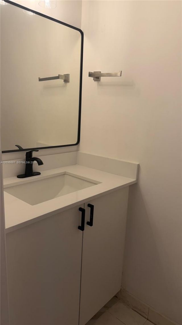 8340 NW 10th St, Unit 1G, Miami, FL 33126 Photo