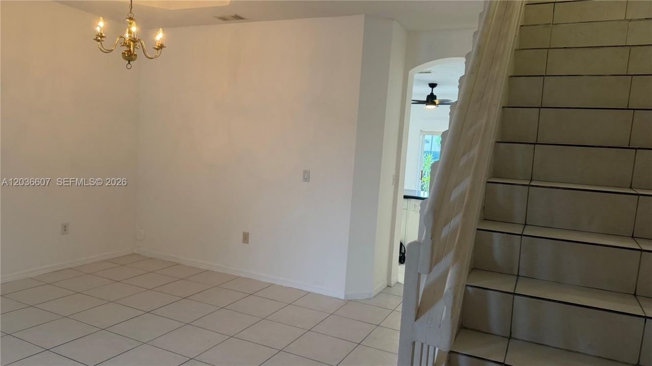 8340 NW 10th St, Unit 1G, Miami, FL 33126 Photo