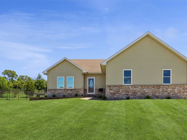 1701 Crabapple Lane , Granger, IA 50109