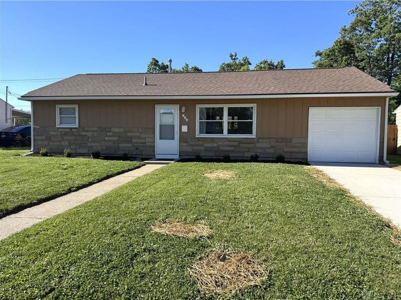 869 Foley Drive, Vandalia, OH 45377 Photo 2