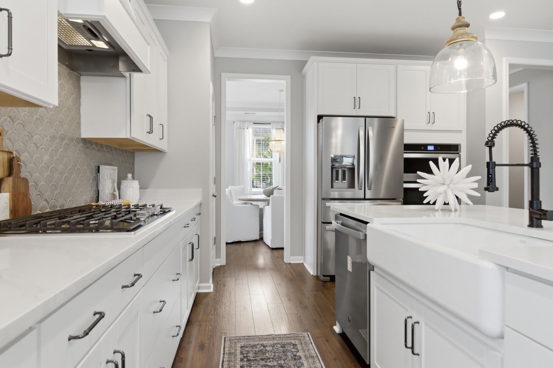 2100 Utsey Street Photo 4