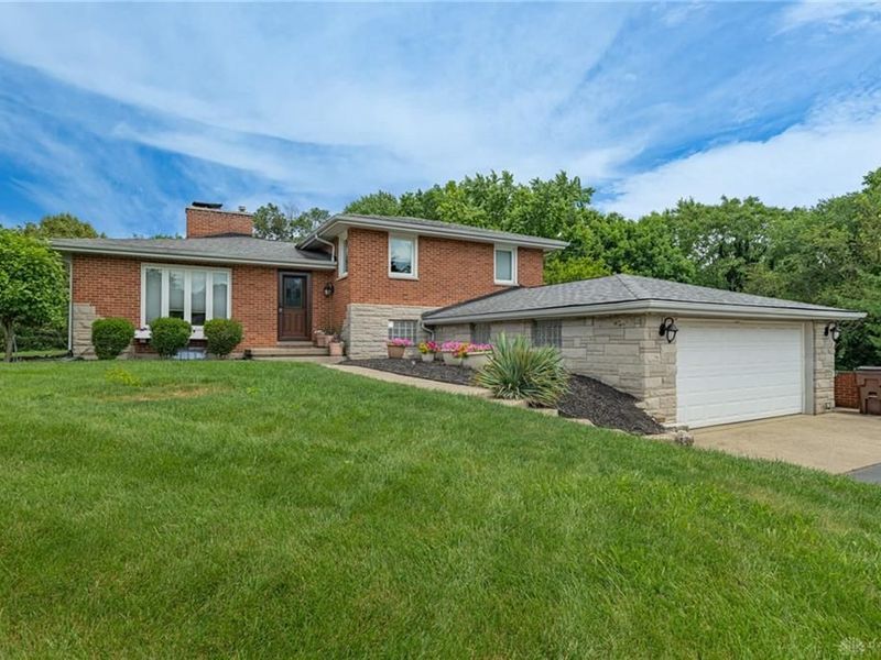 1182 Westridge Road, Washington Township, OH 45459 Photo 1