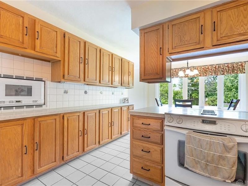 1182 Westridge Road, Washington Township, OH 45459 Photo 13