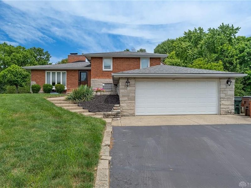 1182 Westridge Road, Washington Township, OH 45459 Photo 4