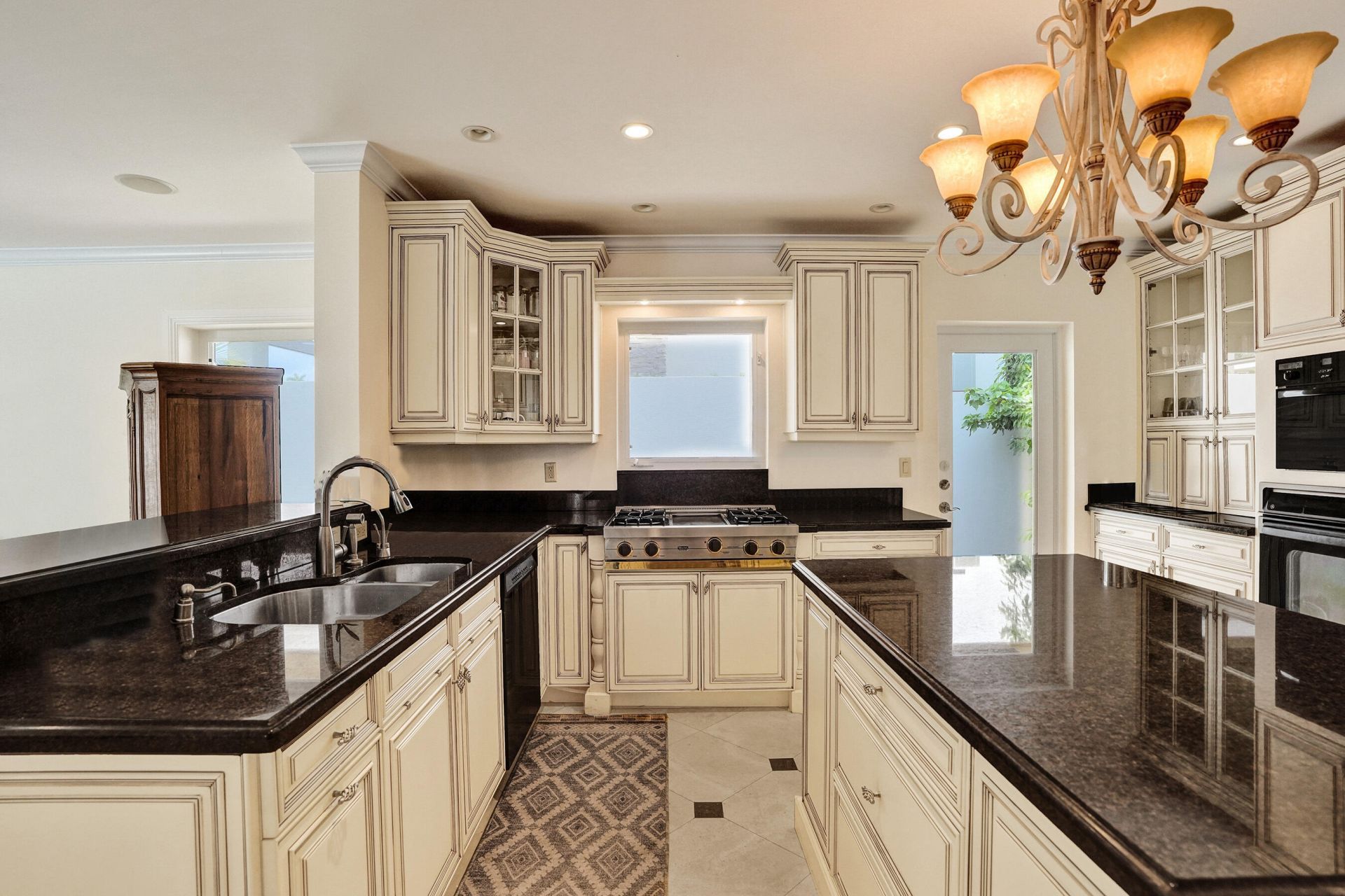 449 Isle Of Palms Drive, Fort Lauderdale, FL 33301 Photo