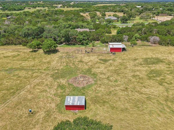 225 Shady Oaks TRL, Liberty Hill, TX 78642