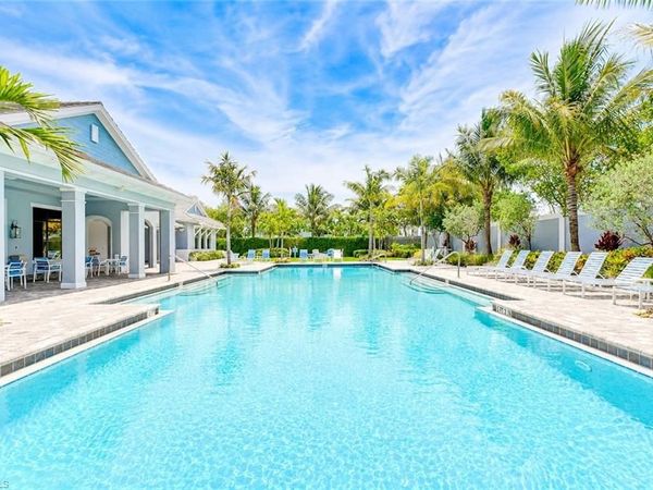2620 Seychelles CIR, Unit 1302, NAPLES, FL 34112