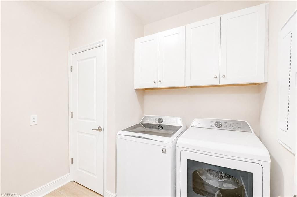 2620 Seychelles Cir, Unit 1302, Naples, FL 34112 Photo