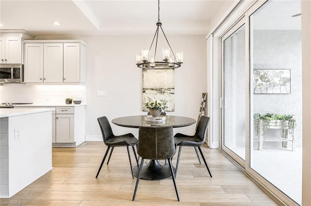 2620 Seychelles Cir, Unit 1302, Naples, FL 34112 Photo