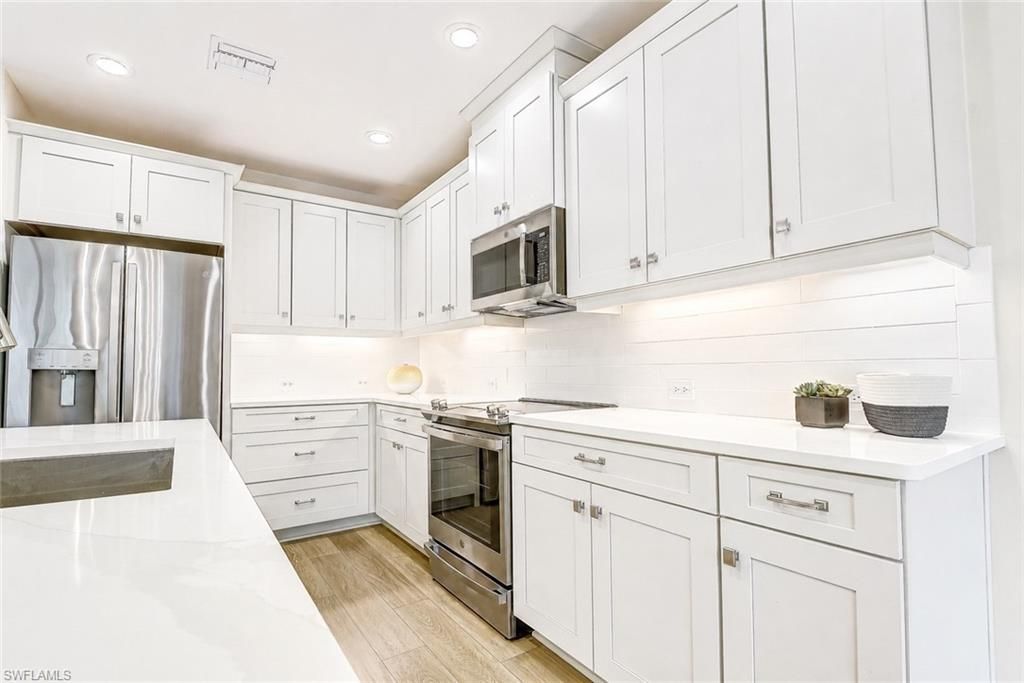 2620 Seychelles Cir, Unit 1302, Naples, FL 34112 Photo