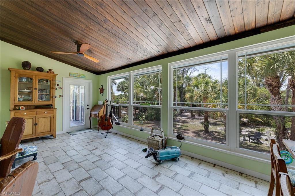 1318 Junonia St , Sanibel, FL 33957 Photo