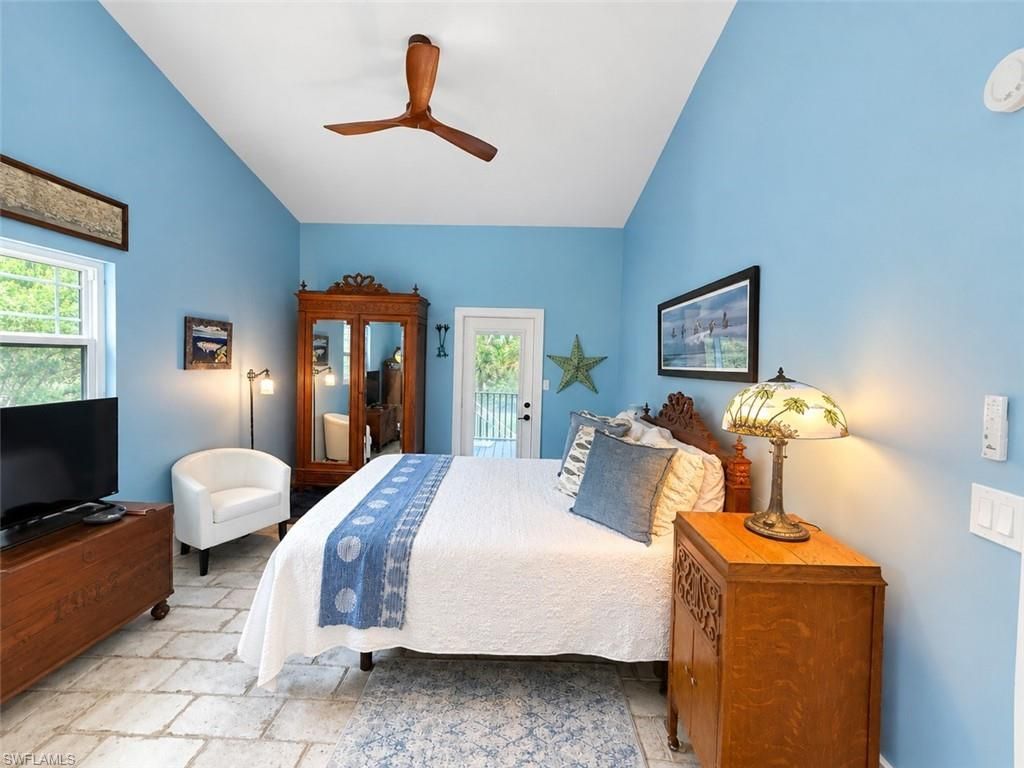 1318 Junonia St, Sanibel, FL 33957 Photo