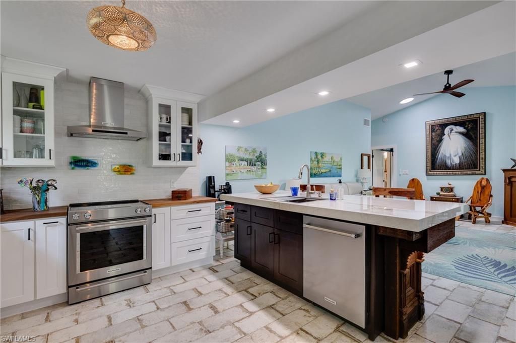 1318 Junonia St , Sanibel, FL 33957 Photo