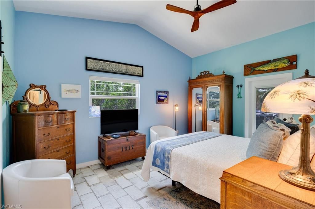 1318 Junonia St , Sanibel, FL 33957 Photo