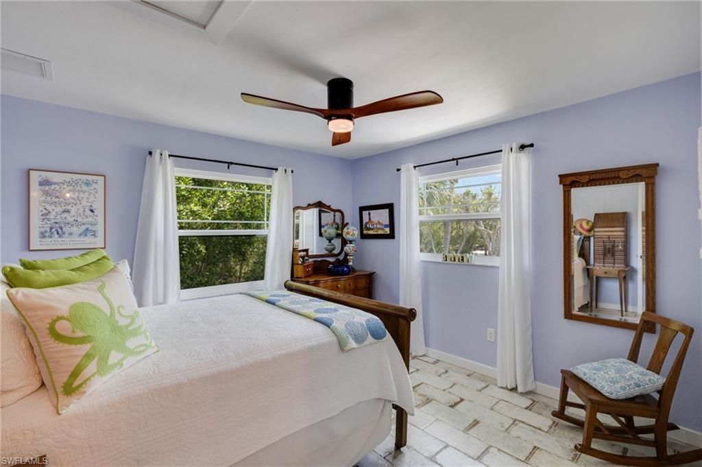 1318 Junonia St , Sanibel, FL 33957 Photo