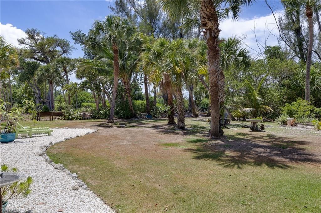 1318 Junonia St , Sanibel, FL 33957 Photo