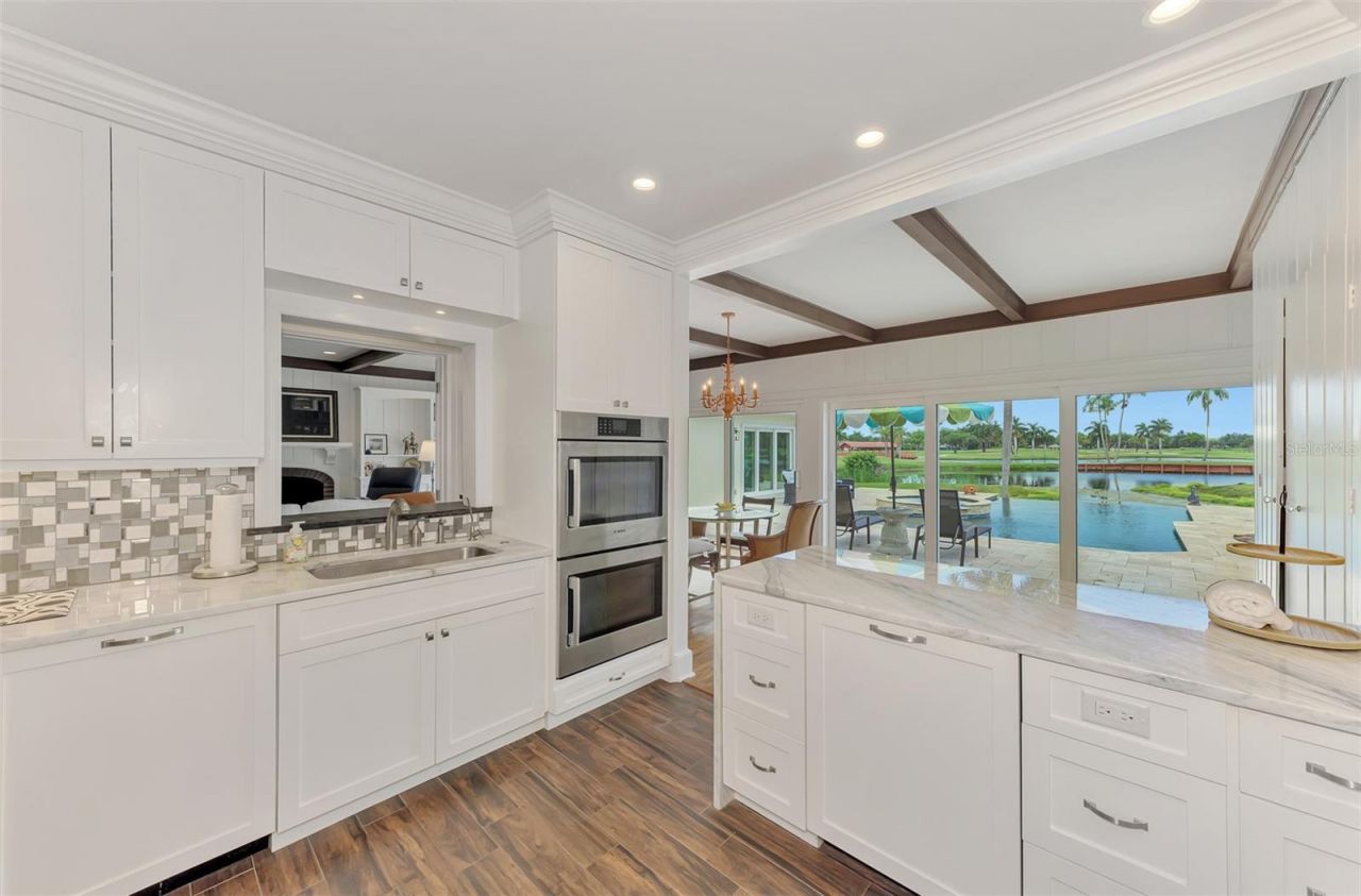5030 18th Avenue W, Bradenton, FL 34209 Photo