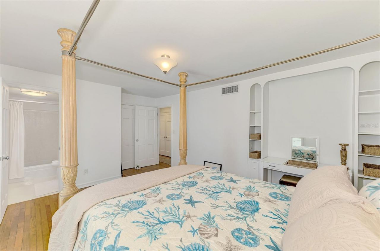 5030 18th Avenue W, Bradenton, FL 34209 Photo