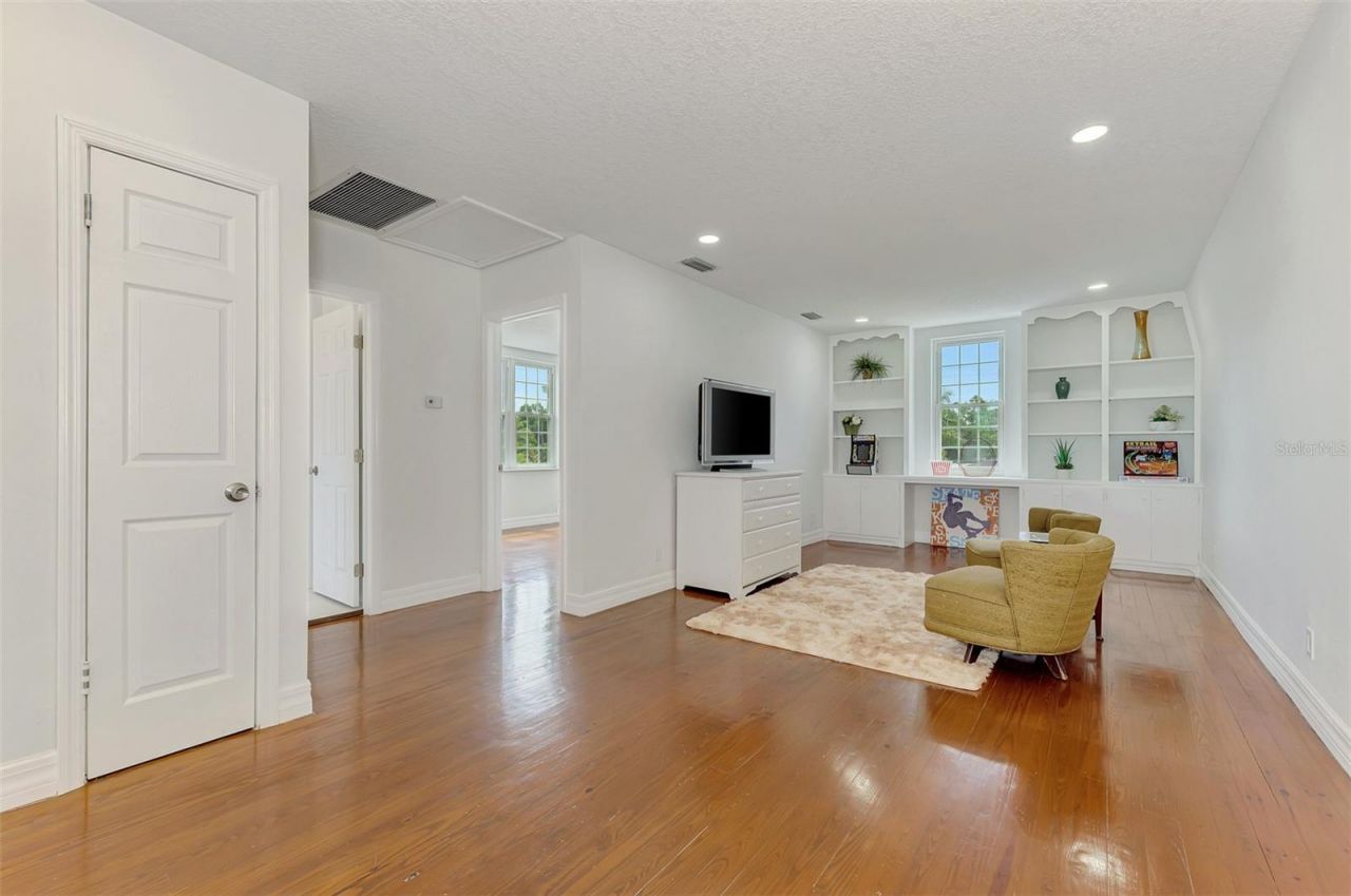 5030 18th Avenue W, Bradenton, FL 34209 Photo