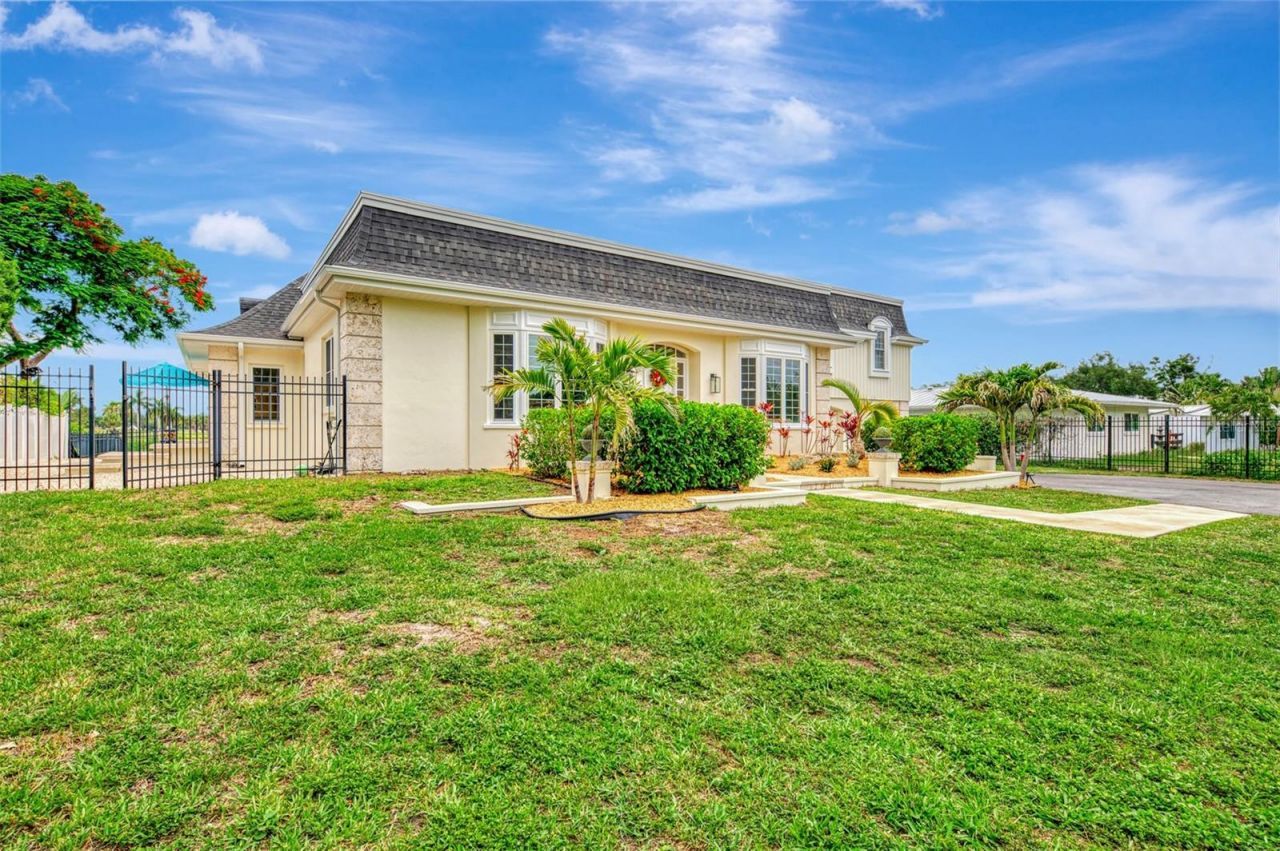 5030 18th Avenue W, Bradenton, FL 34209 Photo