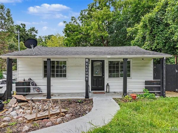 8516 Katherine Avenue, St Louis, MO 63121