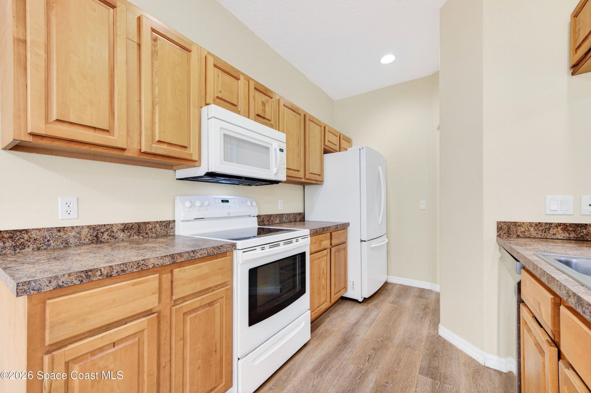 137 Anchorage Avenue, Unit 4, Cape Canaveral, FL 32920 Photo