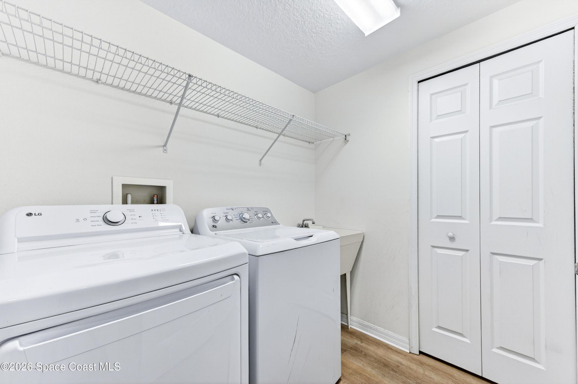 137 Anchorage Avenue, Unit 4, Cape Canaveral, FL 32920 Photo