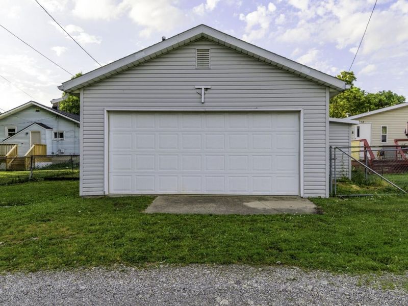613 W Columbus Avenue, Bellefontaine, OH 43311 Photo 33