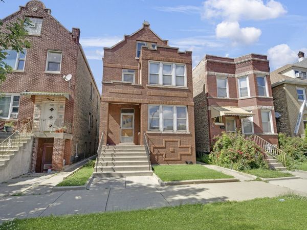 3018 W 42nd Street , Chicago, IL 60632