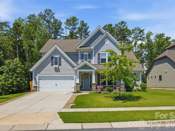 15611 Walnut Hill Drive , Charlotte, NC 28278