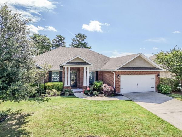 221 Sweet Tea Lane, Freeport, FL 32439