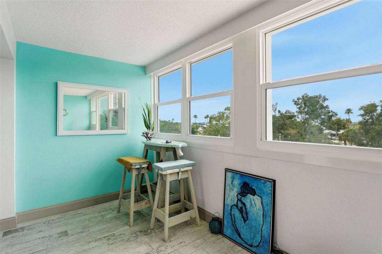 33 S Gulfstream Avenue , Unit 404, Sarasota, FL 34236 Photo