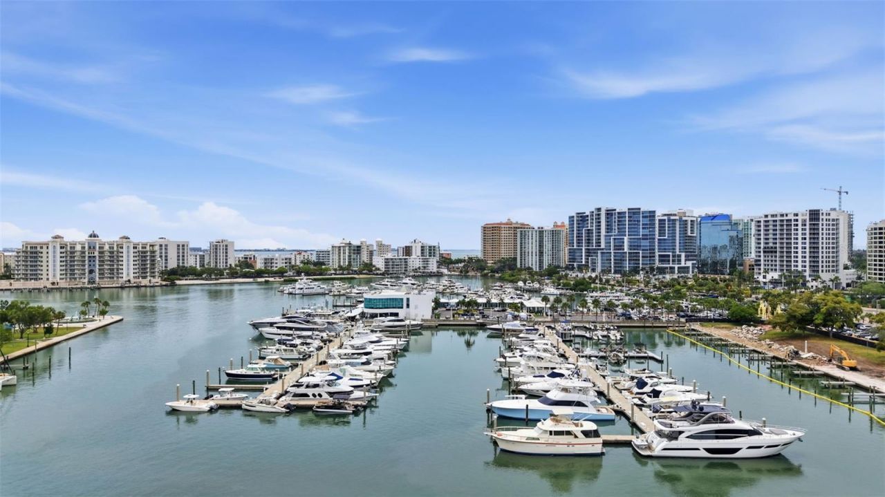 33 S Gulfstream Avenue , Unit 404, Sarasota, FL 34236 Photo