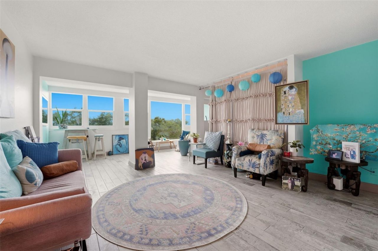 33 S Gulfstream Avenue , Unit 404, Sarasota, FL 34236 Photo