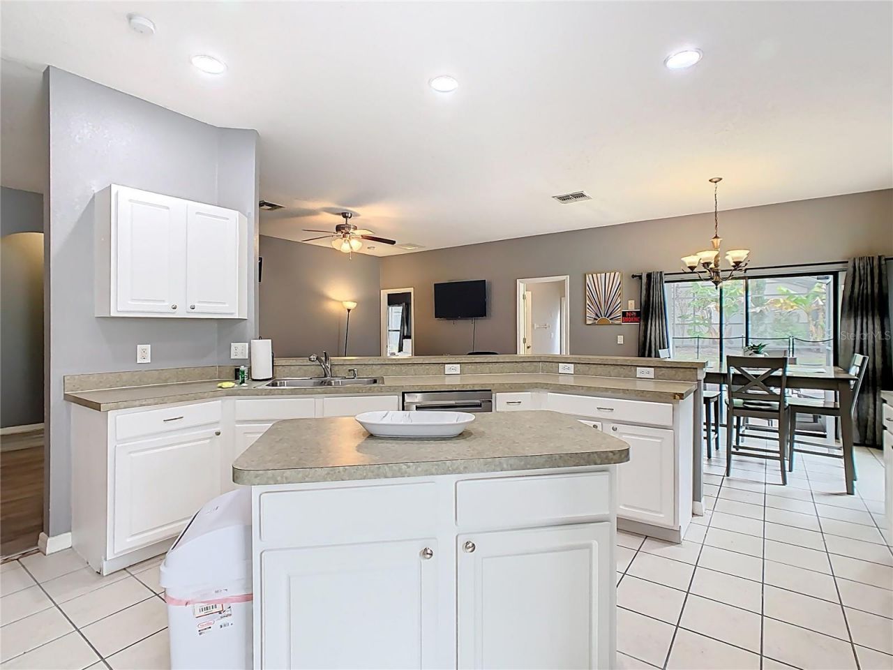 114 Sandy Point Way , Clermont, FL 34714 Photo