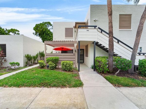 593 LAKESIDE DRIVE, Unit 593, BRADENTON, FL 34210