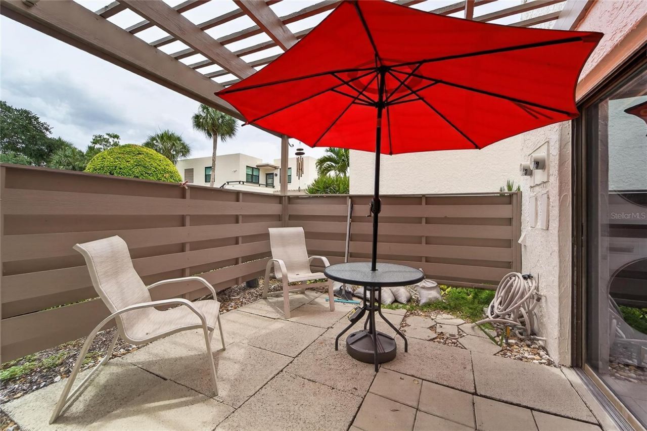 593 Lakeside Drive, Unit 593, Bradenton, FL 34210 Photo