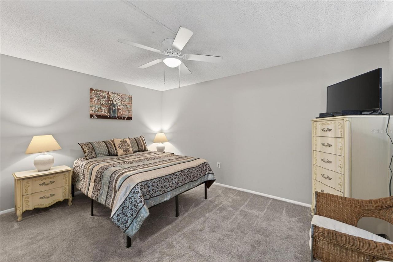 593 Lakeside Drive, Unit 593, Bradenton, FL 34210 Photo