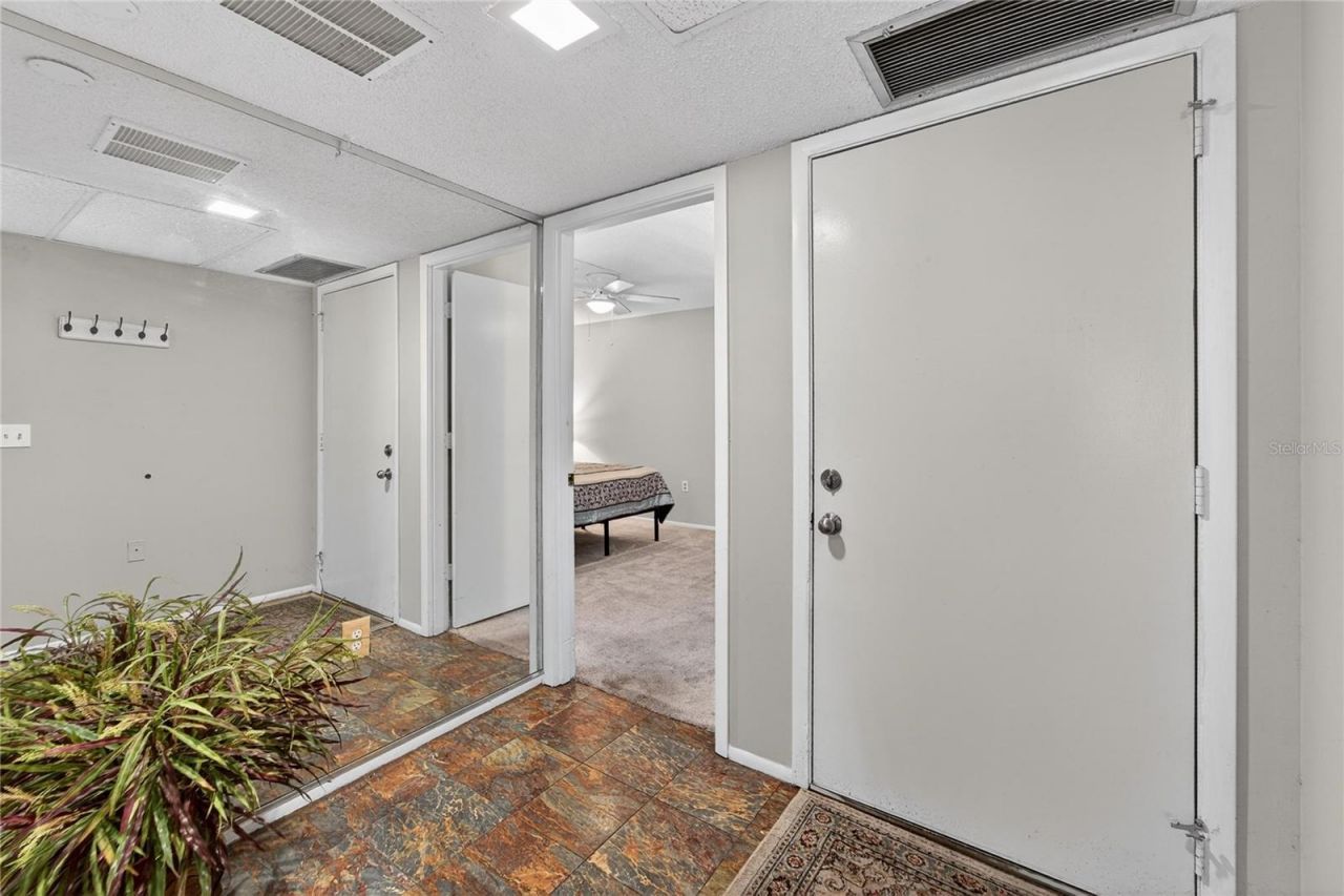 593 Lakeside Drive, Unit 593, Bradenton, FL 34210 Photo