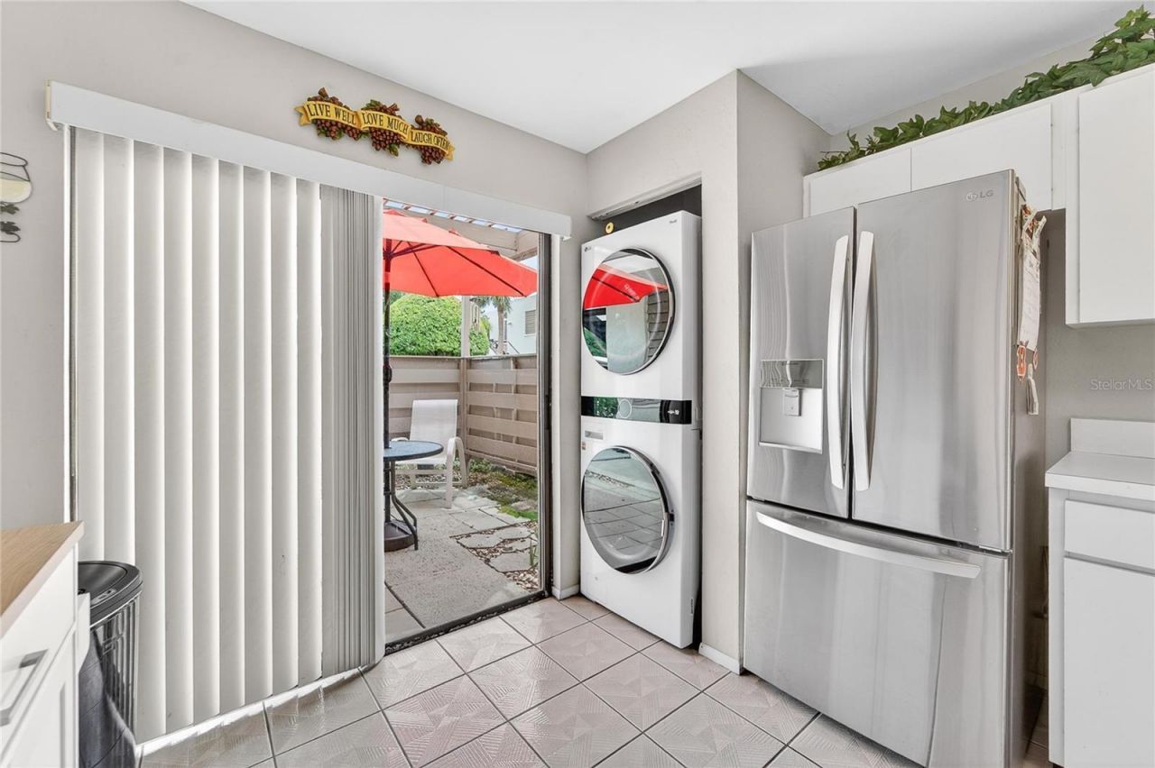 593 Lakeside Drive, Unit 593, Bradenton, FL 34210 Photo