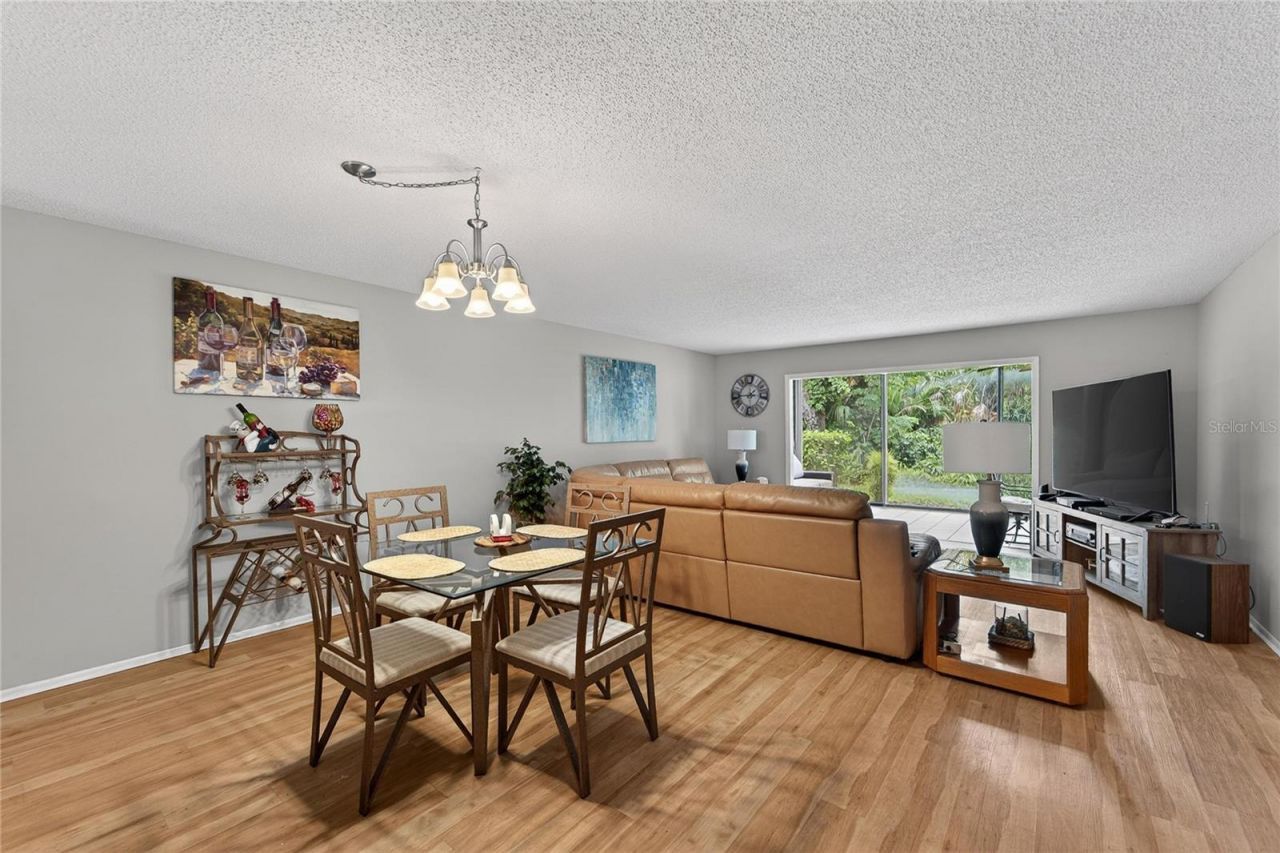 593 Lakeside Drive, Unit 593, Bradenton, FL 34210 Photo