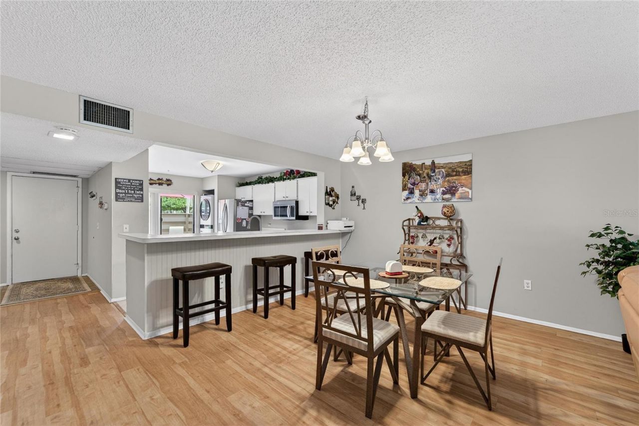 593 Lakeside Drive, Unit 593, Bradenton, FL 34210 Photo